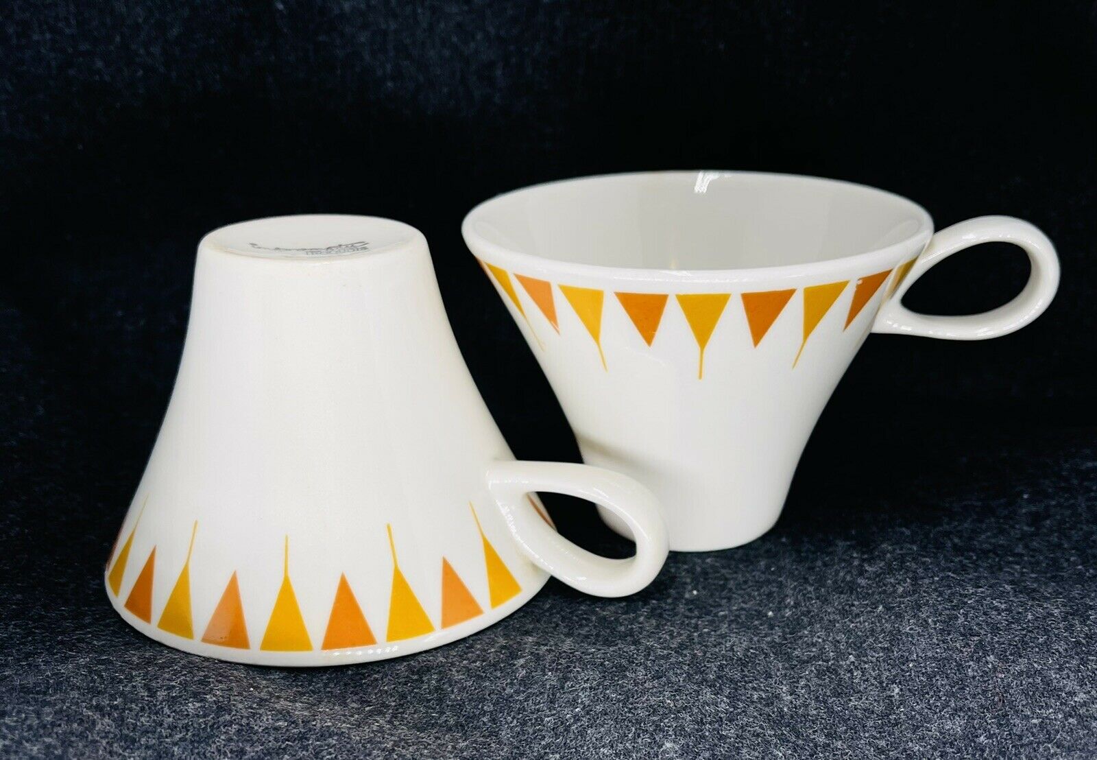 Impromptu Iroquois Ben Seibel Mcm Pyramid Coffee Cups - Orange!!!